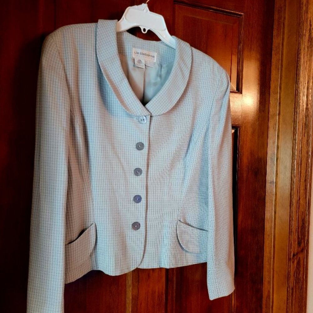 Liz Claiborne 2 piece suite jacket and skirt